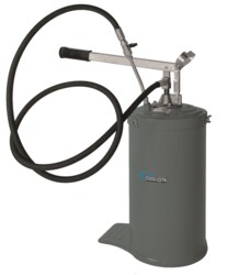 Portable grease pumps